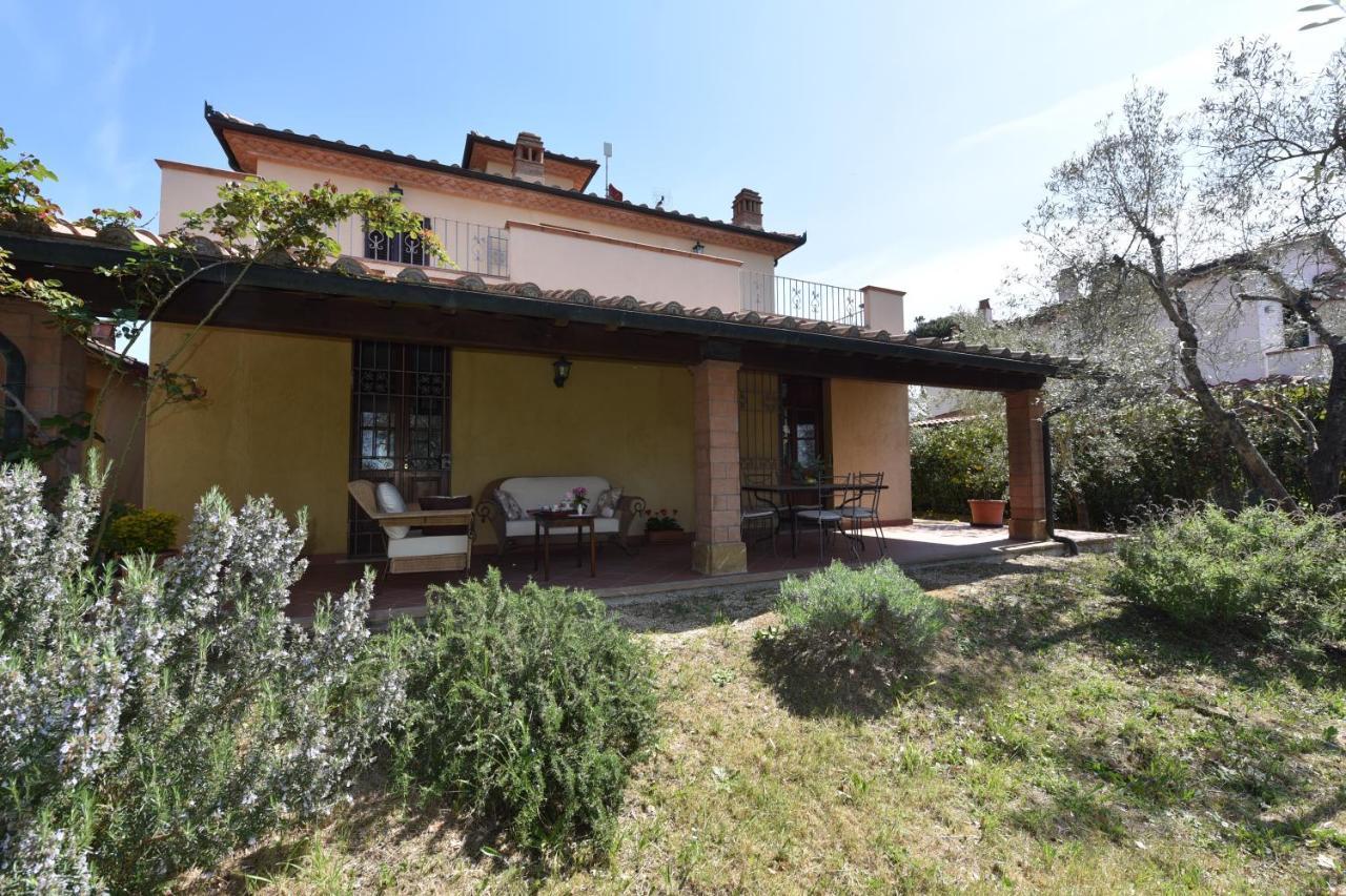 Case&Colline Villa Laura Montescudaio Luaran gambar